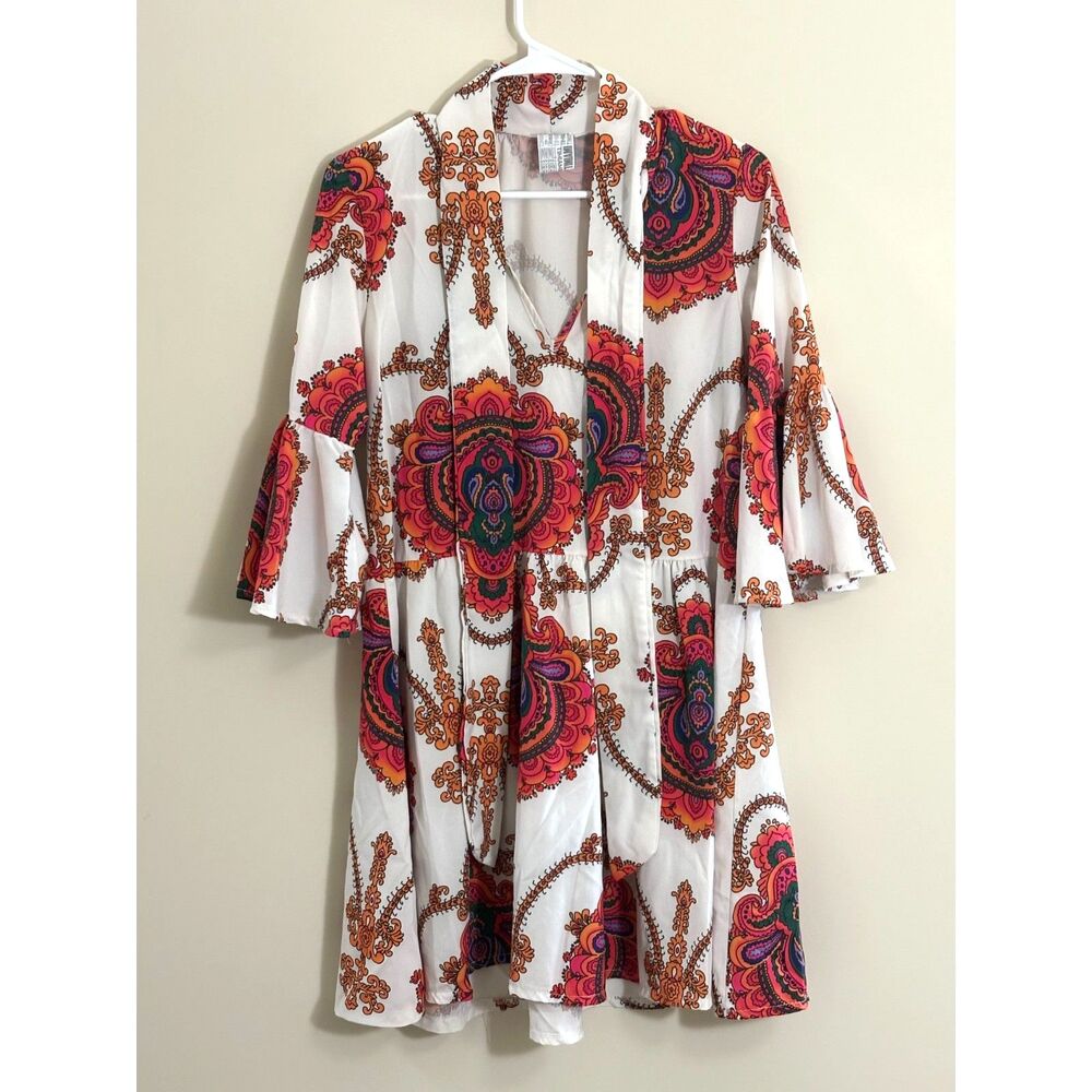 TI Miami short bell sleeve dress